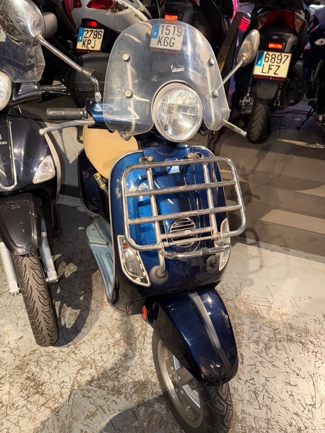 Piaggio Liberty Vespa LX 50 2012