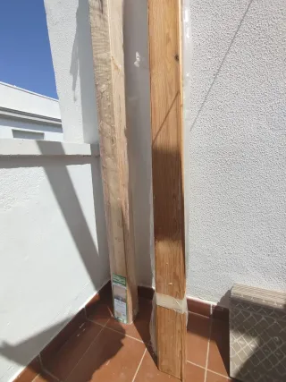 Lamas de madera de pino marítimo