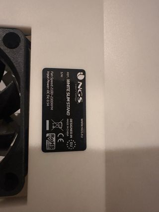 Base Refrigeradora Portátil USB