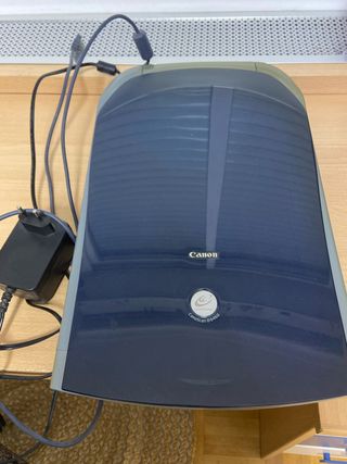 Scanner Canon CanoScan D646U