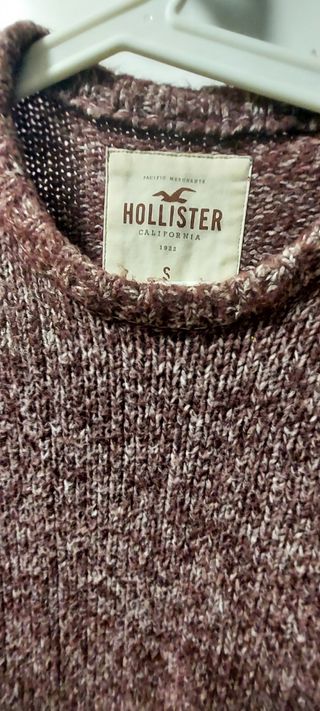 Jersey Hollister punto rojo Talla S