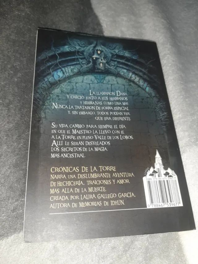 Crónicas de la Torre I. El Valle de los Lobos 