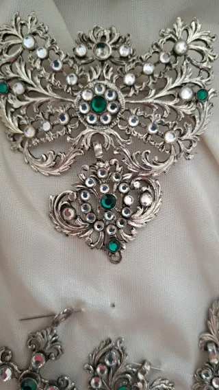 Aderezo Fallera Plata y Verde Montoya