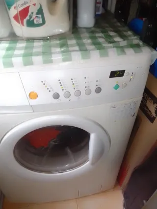 Lavadora Blanca modelo eco valves