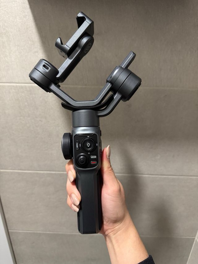 Estabilizador Zhiyun Smooth 5 Combo