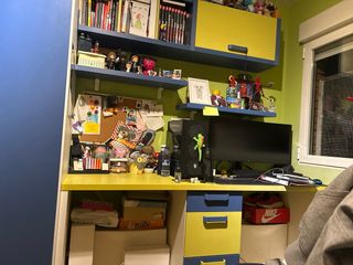 Litera con cama nido. Habitación juveni