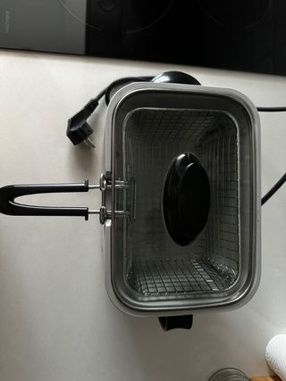 Freidora Jata 1.5L 1000W