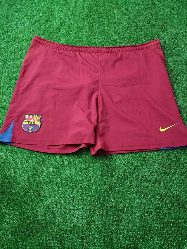 Pantalon de Futbol FCBarcelona Granate Talla XL.