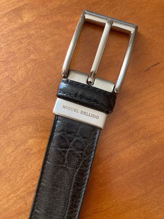 Cinturón de piel MIGUEL BELLIDO Negro