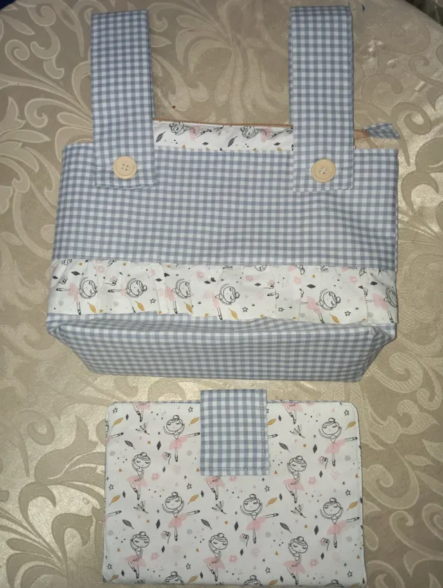 Bolso y porta pañales/toallitas para bebe niña