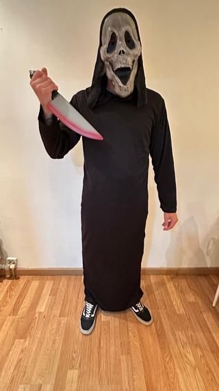 Disfraz Scream con Cuchillo