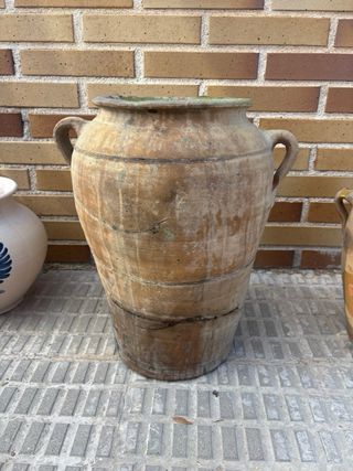 Juego de 4 jarrones antiguos de cerámica