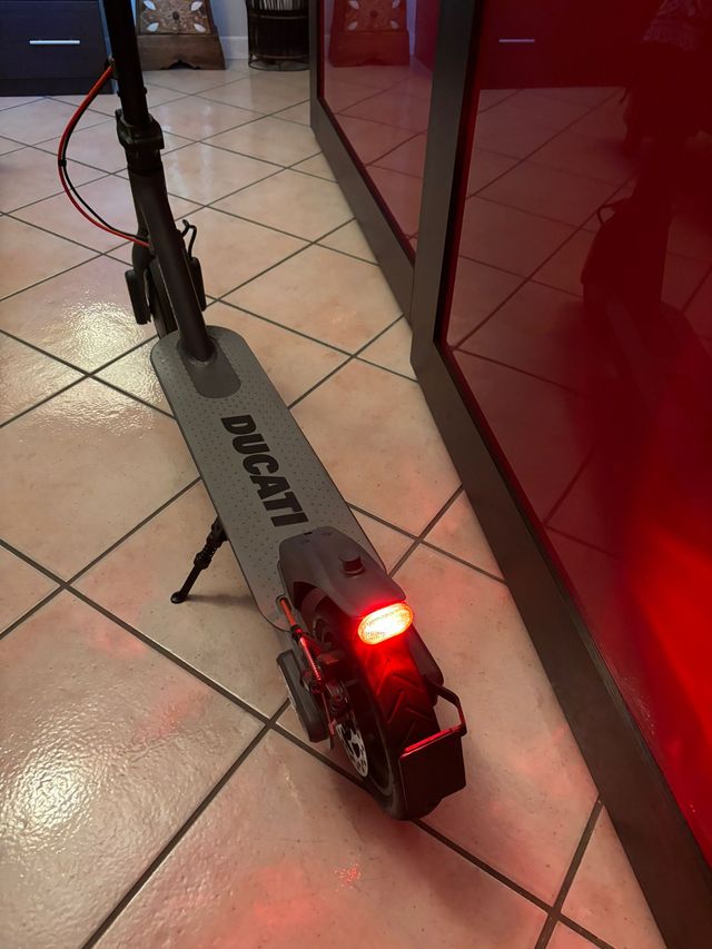 Monopattino Elettrico Ducati PRO-I