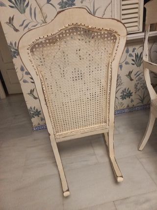 Mecedora antigua renovada estilo Shabby Chic