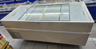 Congelador expositor 2.10m