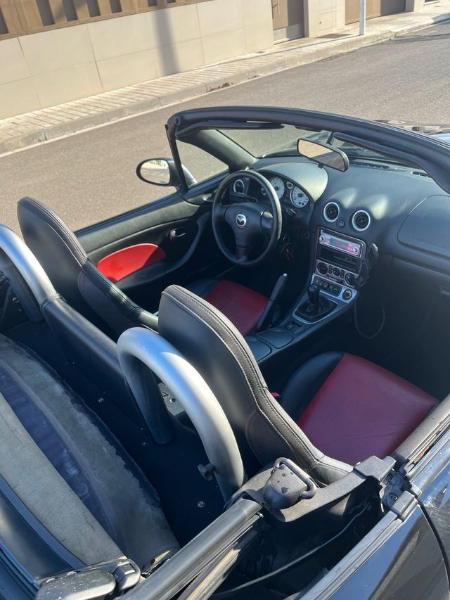 Mazda MX-5 HIT EDITION