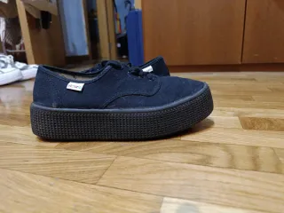 Bambas Victoria Talla 37 Negras