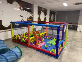 Parque de bolas infantil