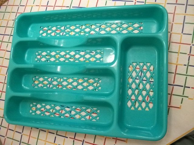 Ensaladeras, Boles, ordena cubiertos, bandejas....