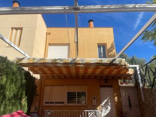 Pérgola aluminio y tela