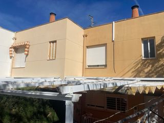 Pérgola aluminio y tela