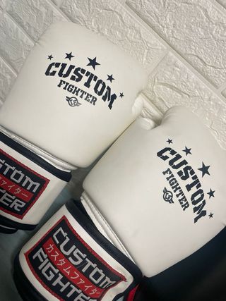 Pack Kickboxing Guantes y Tibiales Custom Fighter