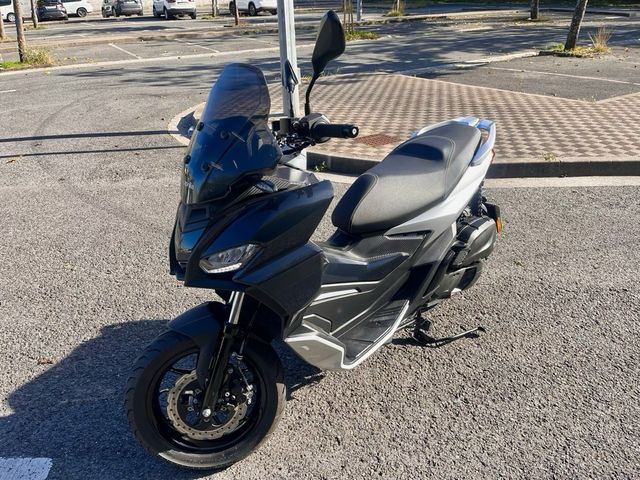 Aprilia SR GT 125 Scooter