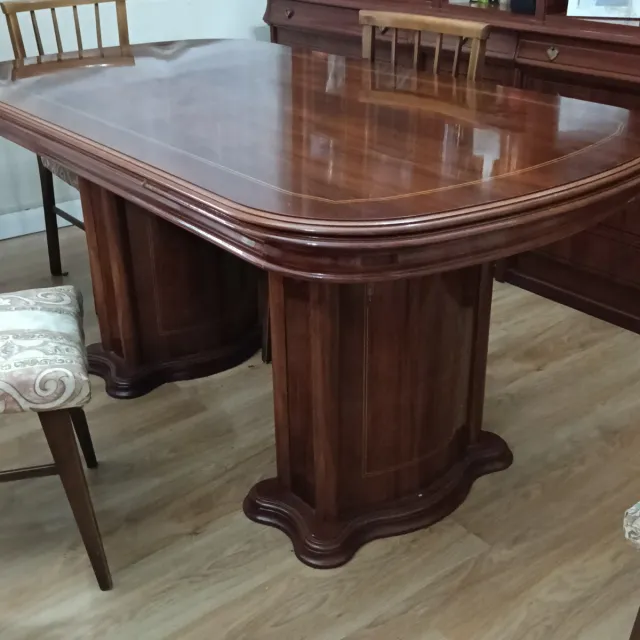 Mesa comedor ovalada extensible