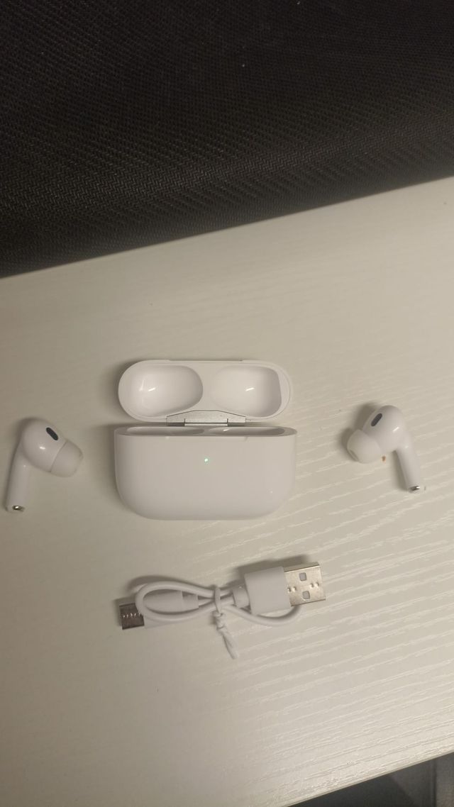 Cascos Inalámbricos Blancos