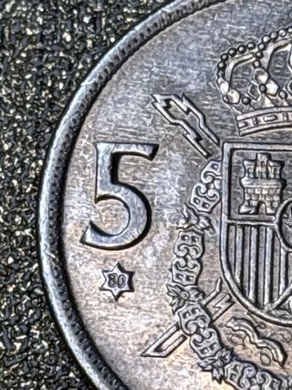 Moneda 5 Pesetas 1975, *80