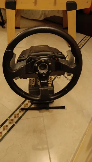 Logitech G920 + Supporto + volante Simoni Racing