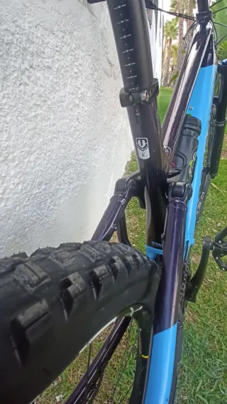 Bicicleta eléctrica Mondraker Dusk R 720w