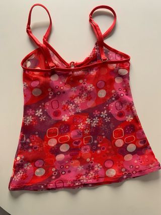 Top de tirantes con estampado floral