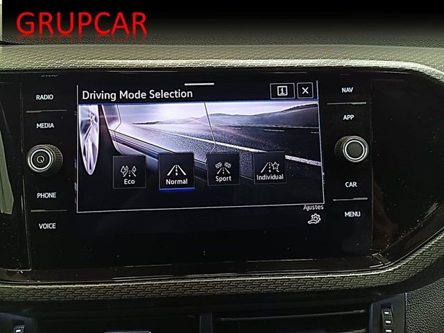 Volkswagen T-Cross SPORT DSG R-LINE PAQUETE