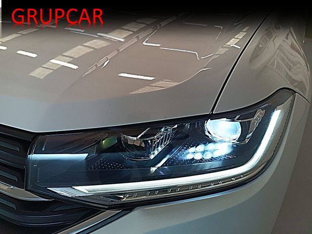 Volkswagen T-Cross SPORT DSG R-LINE PAQUETE