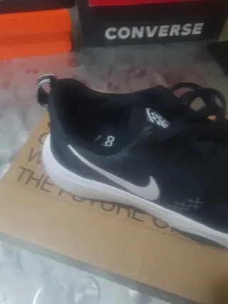 Zapatillas Nike Negras y Blancas