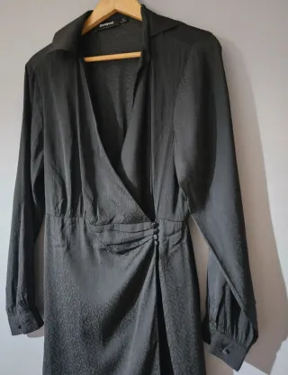 Vestido negro cruzado Desigual