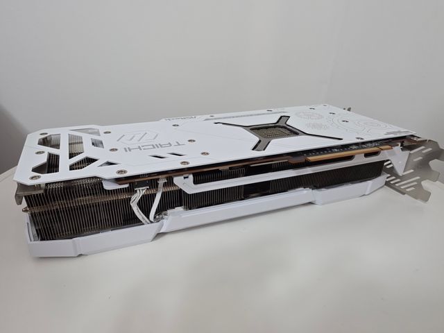 ASRock RX 7900 XTX Taichi White 24GB