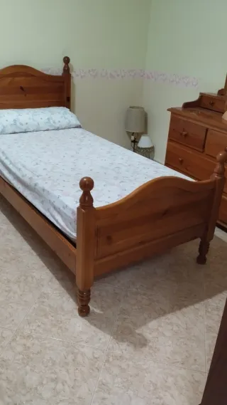 Cabecero de madera provenzal