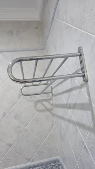 ACCESORIOS DE CUARTO DE BAÑO
