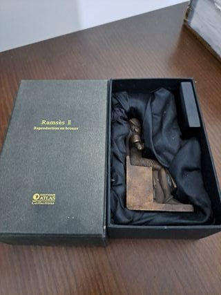 Figura Bronce Ramsés  II Colección Atlas