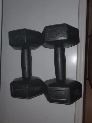 Set de 2 pesas de 2kg cada una "Marca MAx" 