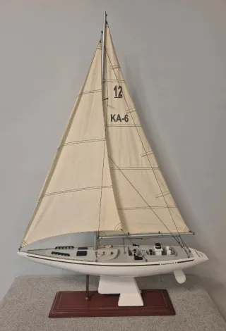 Maqueta velero Australia KA-6
