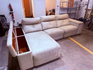 Sofá chaise longue beige