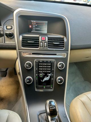 Volvo XC60 2.0 D4 Kinetic 4x2