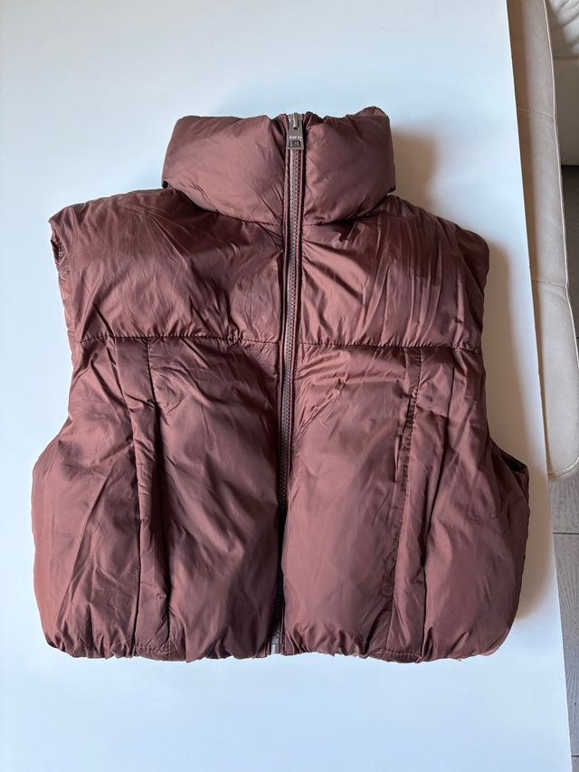 Chaleco acolchado corto Bershka