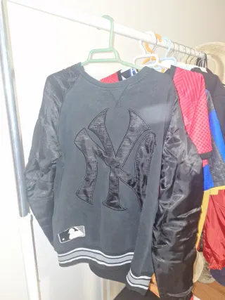 Sudadera NY Béisbol Negra