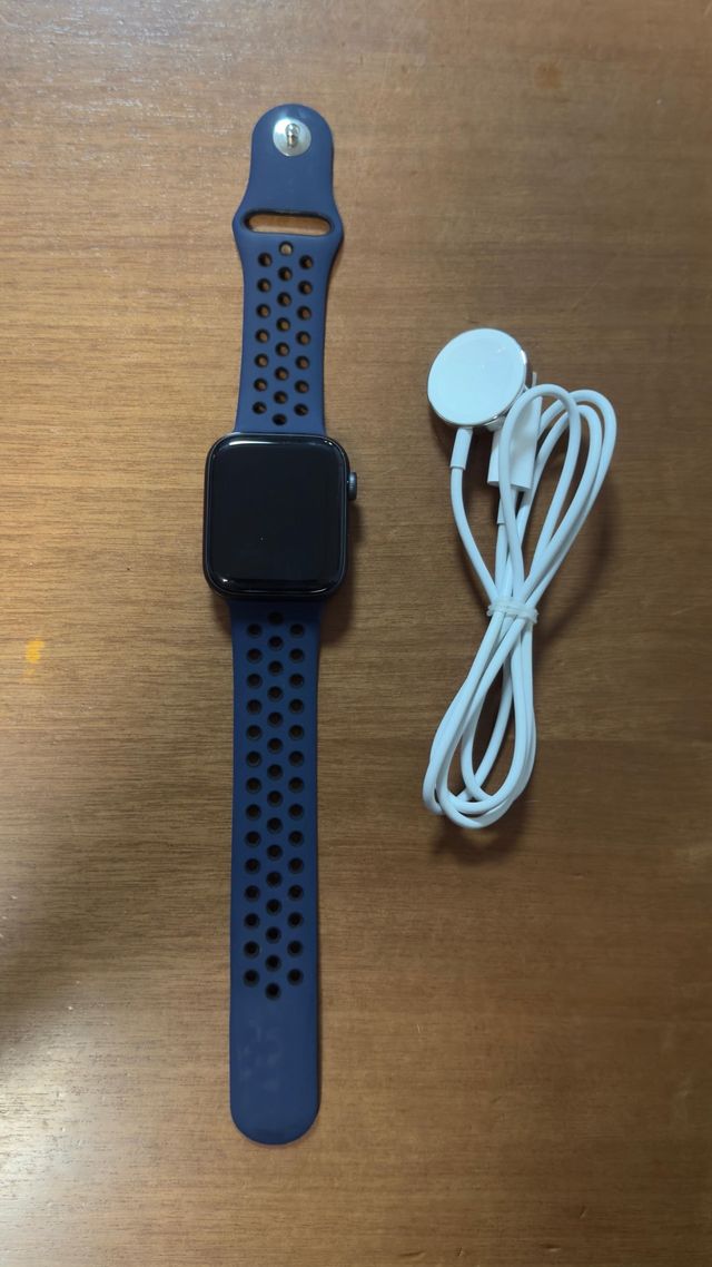 Apple Watch Series 6 44mm.