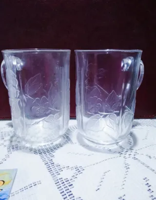 Juego de vasos tallado antiguos.nuevos