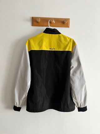 Cortavientos Bershka Vintage Amarillo/Negro Talla 